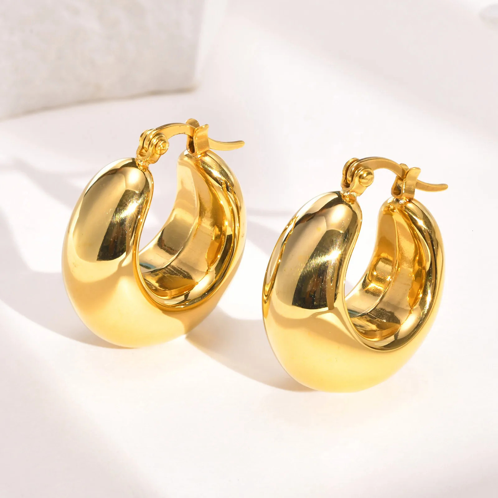SKU Trendy Chunky Stainless Steel Hoop Earrings for Women Girls Lady Dainty Gold Color Half Hollow Round Circle Ear Jewelry 251201