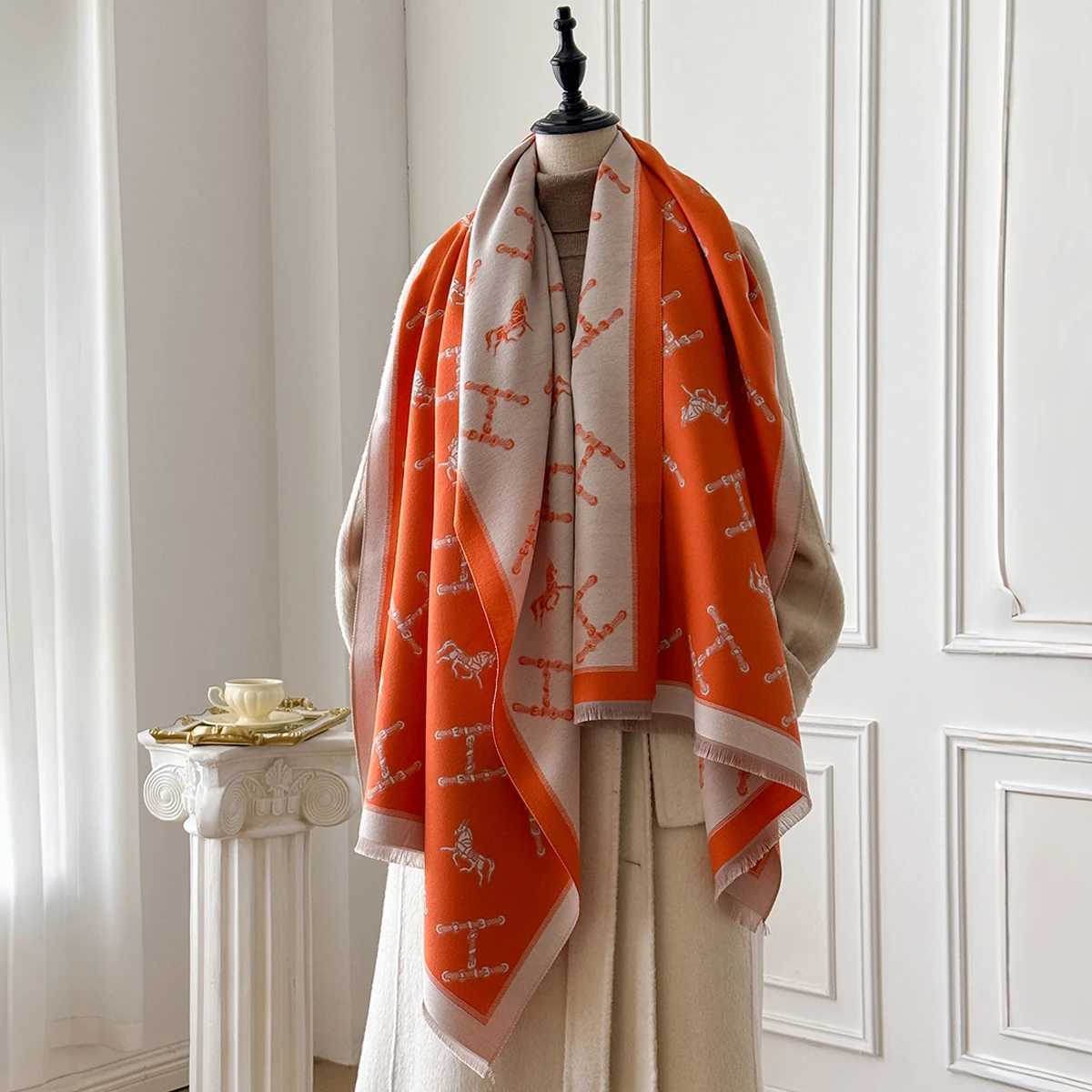 New Design Winter Warm Cashmere Jacquard Horse Carriage Pattern Scarf High Quality Womens Thicken Wrap Shawl Ladies Wool ScarfT251204 Z260917
