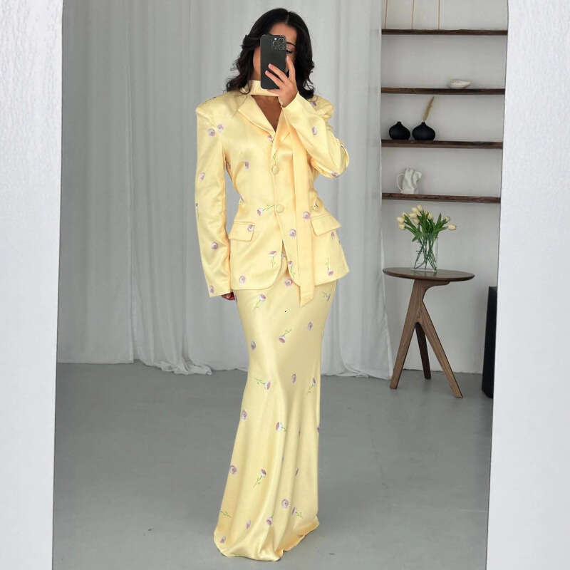 Autumn Winter European American Casual Design Loose Tie Fashionable Elegant Printed Blazer Long Skirt Set B5