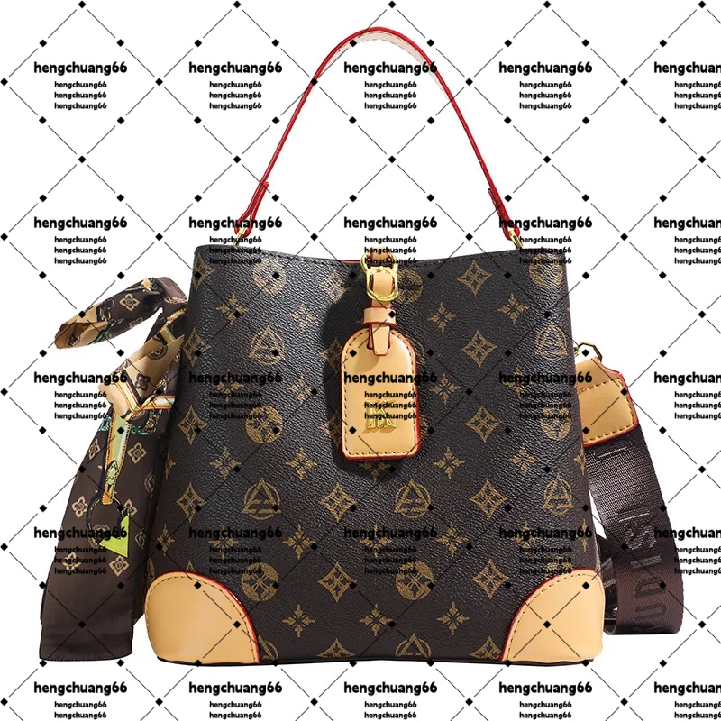 TOP Designer Sacs à bandoulière Livraison gratuite pour femme Dames Flap Mode Sac à main Chaîne Carré Bandoulière Sous les bras Sac fashionbag