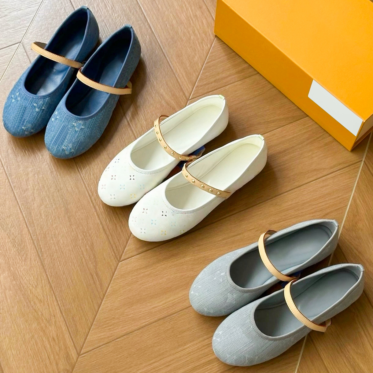 Top qualité Takashi Murakami pantoufle mocassin chaussure de luxe femme diapositive designer Mary Jane chaussure sandale robe en cuir doré décont
