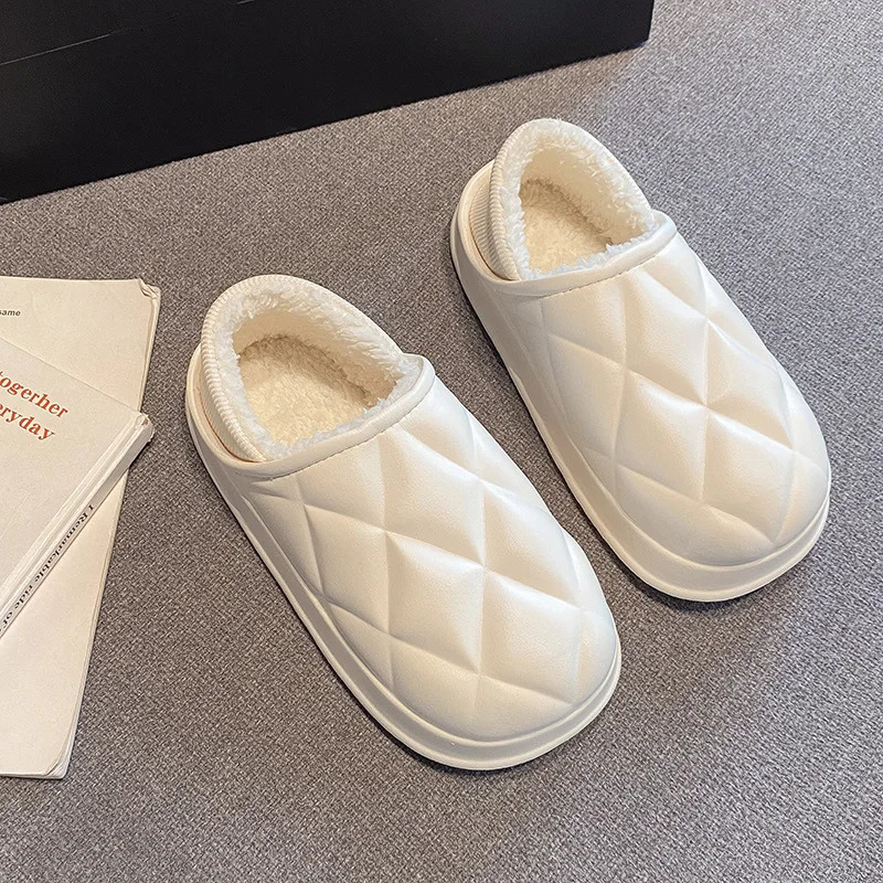 Pantoufles d'hiver pour couple d'intérieur - Chaussures de maison unisexes en cuir confortable et semelle plate antidérapante douce semblable à u