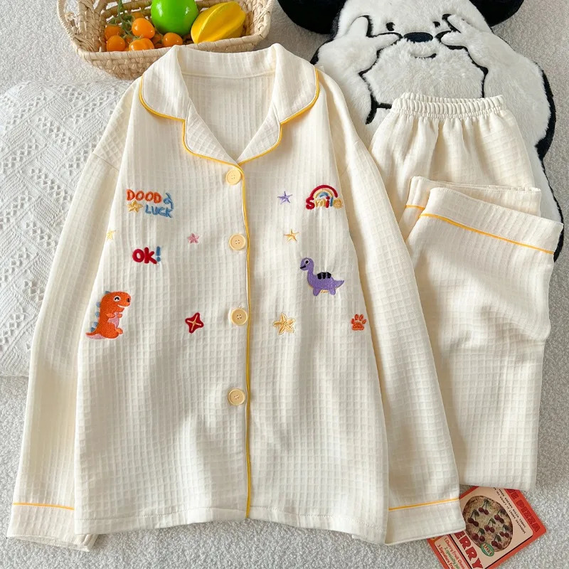 Lettre de broderie mignon dessin animé femmes pyjamas mode chaud automne hiver vêtements de nuit doux Kawaii revers cou pyjama ensembles 251129