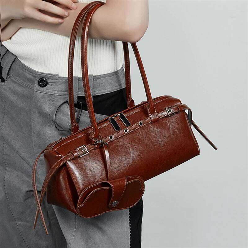Designer bag 52 Toptrends Cowhide Genuine Leather Underarm Shoulder Bags For Women 2025 Luxury Designer Bowling Work Purses Tote Ladies Handbags