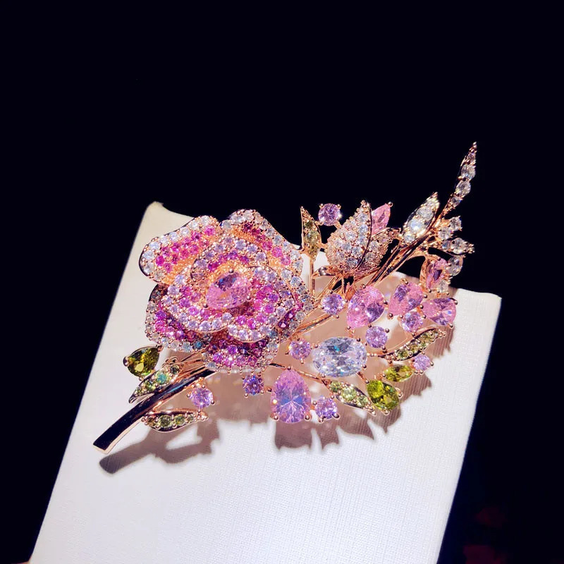 Broches de fleurs de roses pour femmes, Bouquet de zircones cubiques roses, Corsage, accessoires de bijoux fins, épingles de robe de haute qualit