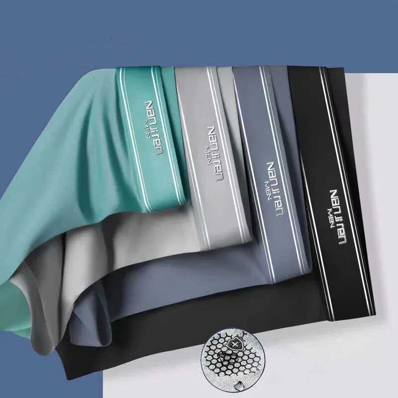4pcs Boxer Shorts Hommes Sous-vêtements en soie de glace Cool Sous-vêtements respirants sexy culottes minces U convexe Lingerie Lots L-6XL X25120