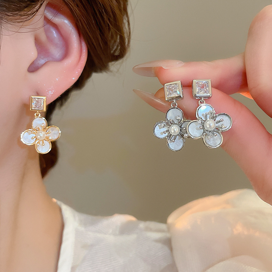 Real Gold Plated Silver Needle Zircon Flower Pearl Stud French Retro Elegant Light Luxury High-end Feel Earrings for Women-image-1087433287