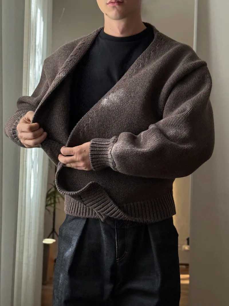 High Street Harajuku automne et hiver noir Cardigan marque à la mode décontracté Streetwear américain rétro pull tricoté en vrac hommes W251205