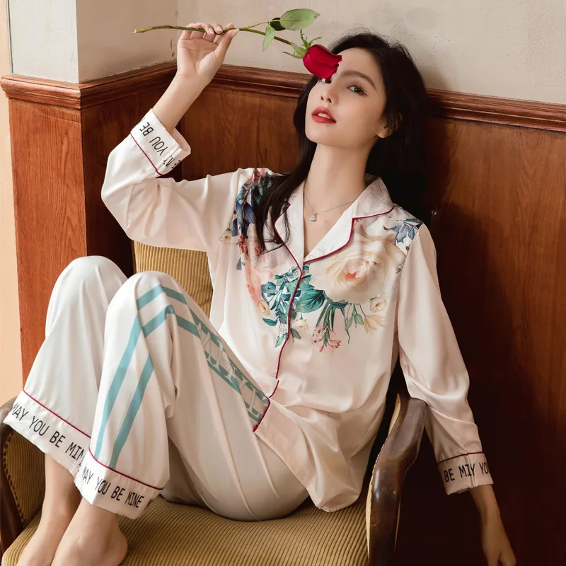 Ensemble de pyjama en soie léger à manches longues pour jeunes filles FrenchStyle Casual Homewear Vêtements de nuit pour femmes Vêtements de nuit