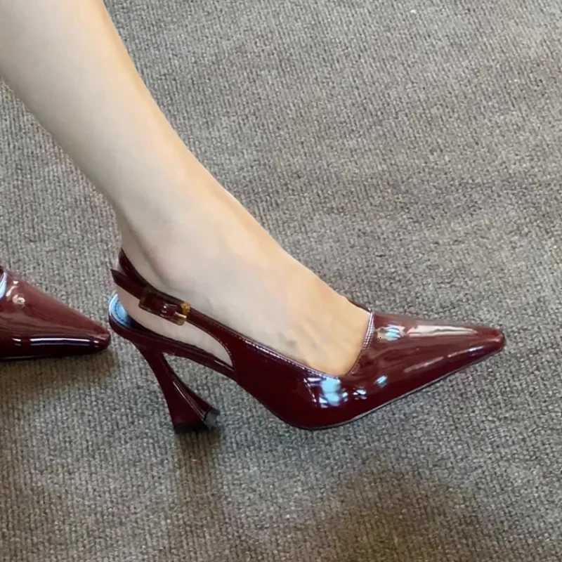 2025 New Luxury Designer Summer Women Sandals Fashion Pointed Toe Singbacks Shoes Ladies Elegant High Heel Stripper Sandalias W251104