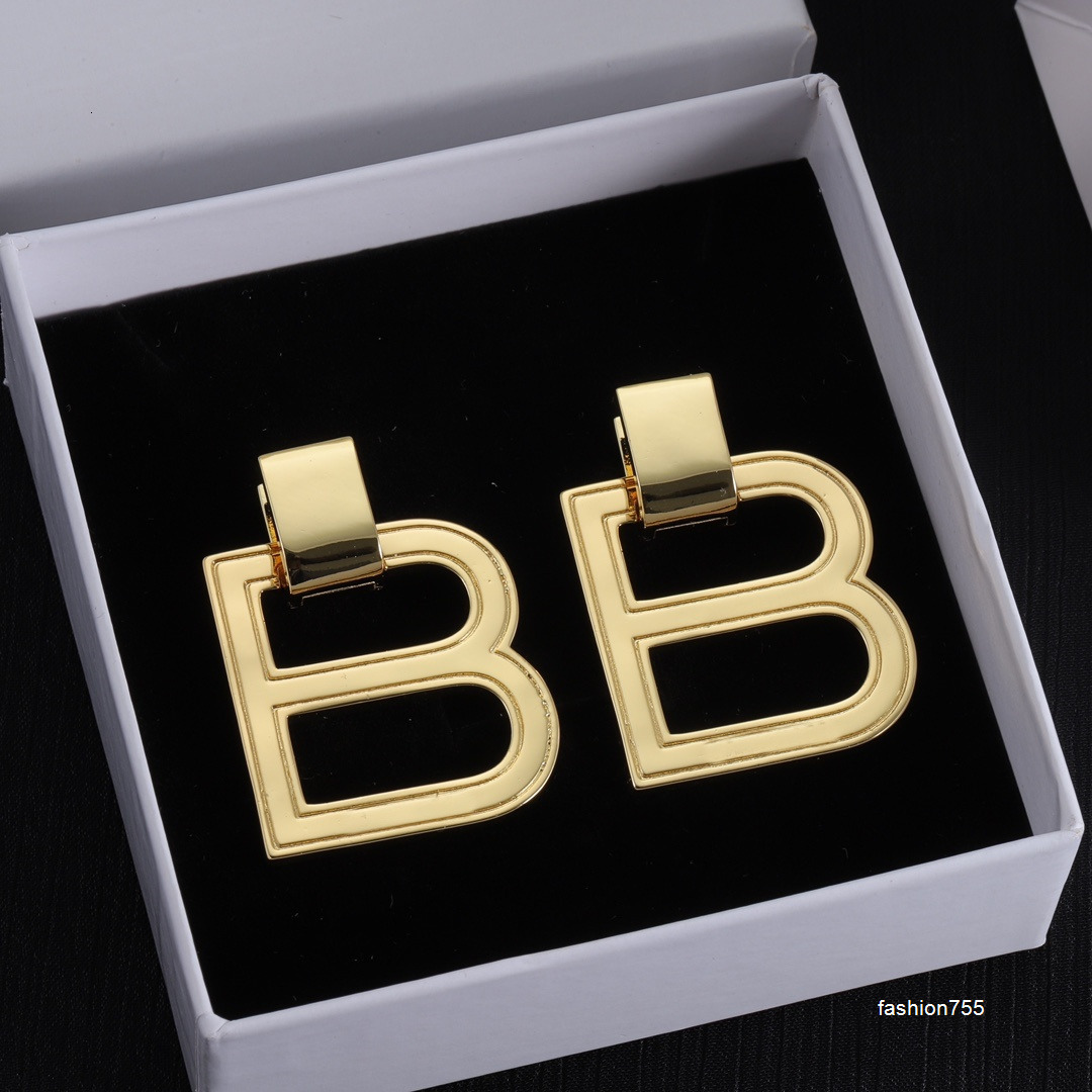 Dangle Chandelier Stud 699290 Plated 925 Silver Luxury Brand Designers Letters Stud Geometric Famous Women Round Crystal Rhinestone Earring Wedding