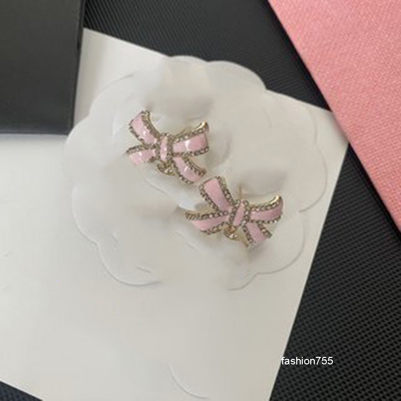 Dangle Chandelier Luxury Designer Earrings Pink Bow Designer Letter Dangle Earrings for Women - Stylish Accessory Perfect for Weddings W