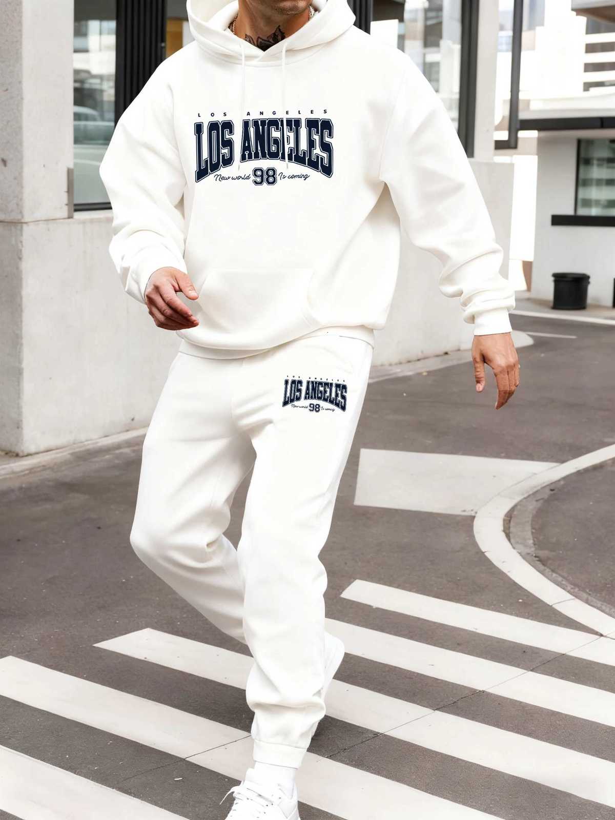 Nouveaux hommes automne et hiver sweat-shirt à capuche avec cordon de serrage pantalon élastique sport deux pièces ensemble sport imprimé à la mo