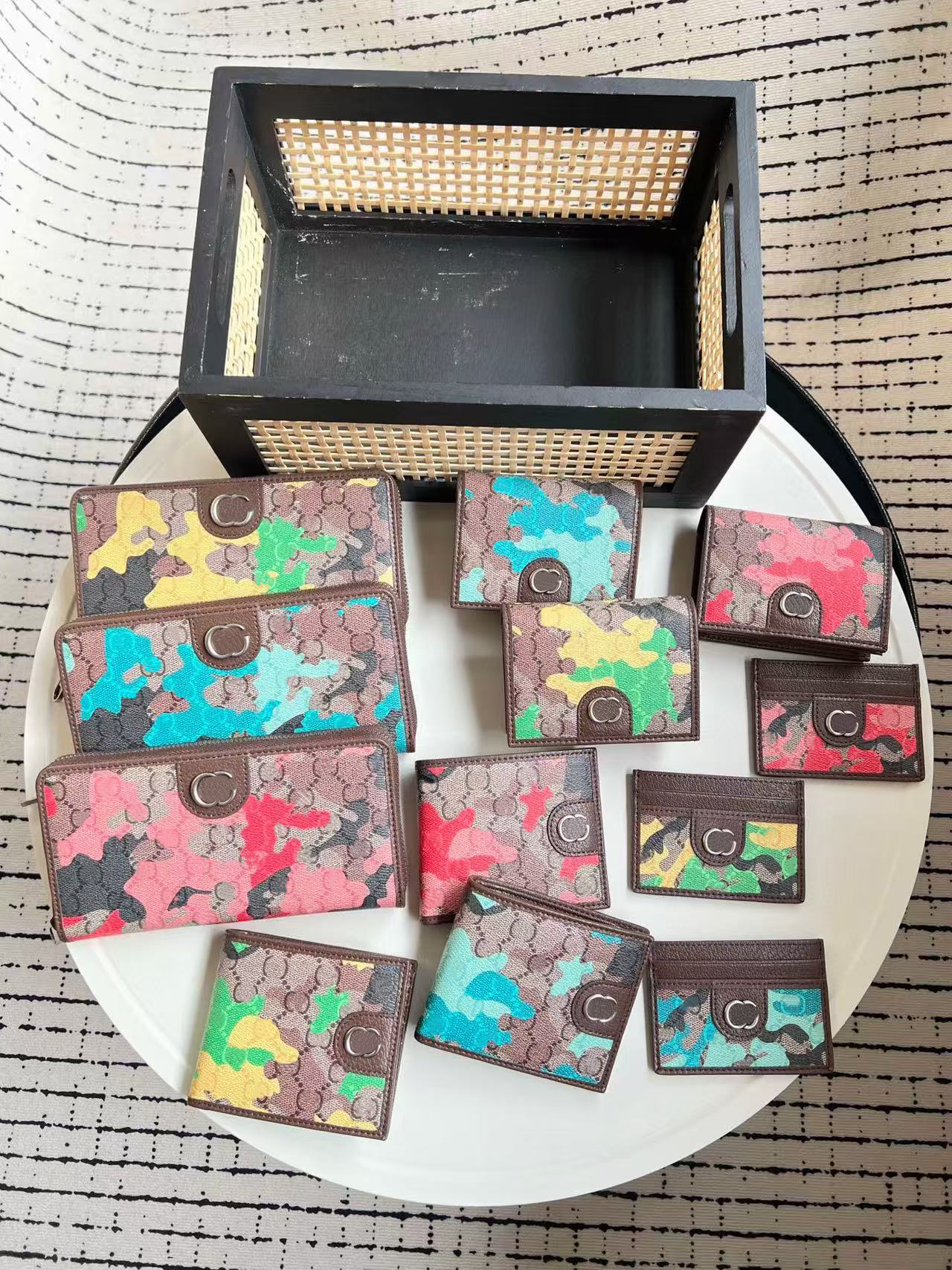 2025 AAA Genuine Leather Cards Holders Designer Wallets Luxury bag Coin Purses Bag Womens Mens Passport Pouch ID Case wallets622252