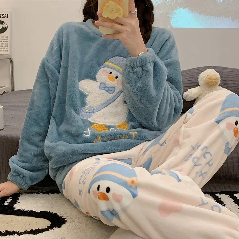 Autumn Winter Warm Flannel Womens Pajamas Set Longsleeved Trousers Twopiece Cute Soft Home Wear Clothes for Women 251129