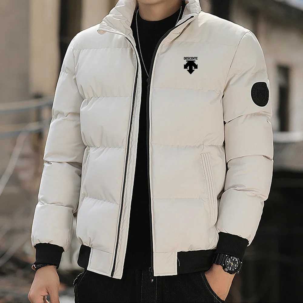 2025 Cotton Thermal Jacket Fashionable Cotton Jacket for Mens Outdoor Sports in Winter Comfortable and Casual Jacket for Men M251205