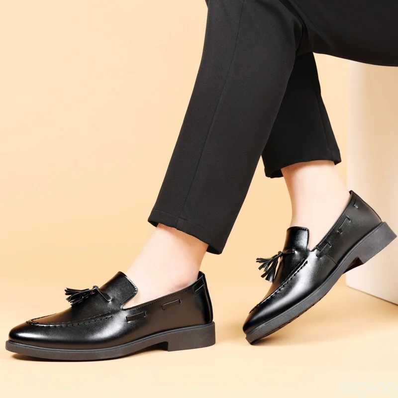 Elegant minimalist mens shoes new spring autumn casual comfortable mens shoes fashionable versatile shoes W251205
