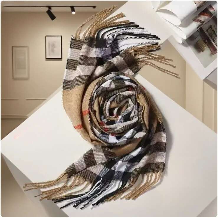 Écharpe de mode Écharpe de créateur Écharpe de luxe pour les femmes Écharpe d'hiver à rayures Tendance Écharpe en cachemire Lettre Écharpes impri