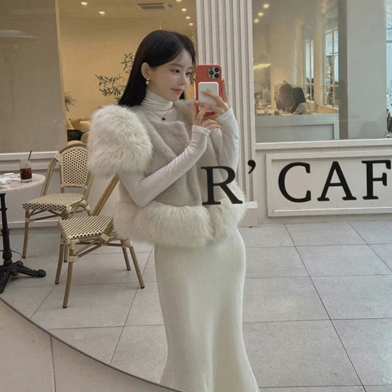 Elegant Faux Fur Vest Women Cropped Black Fluffy Jacket Vintage Patchwork Furry Coat Waistcoat Winter Korean Party Outerwears 251129