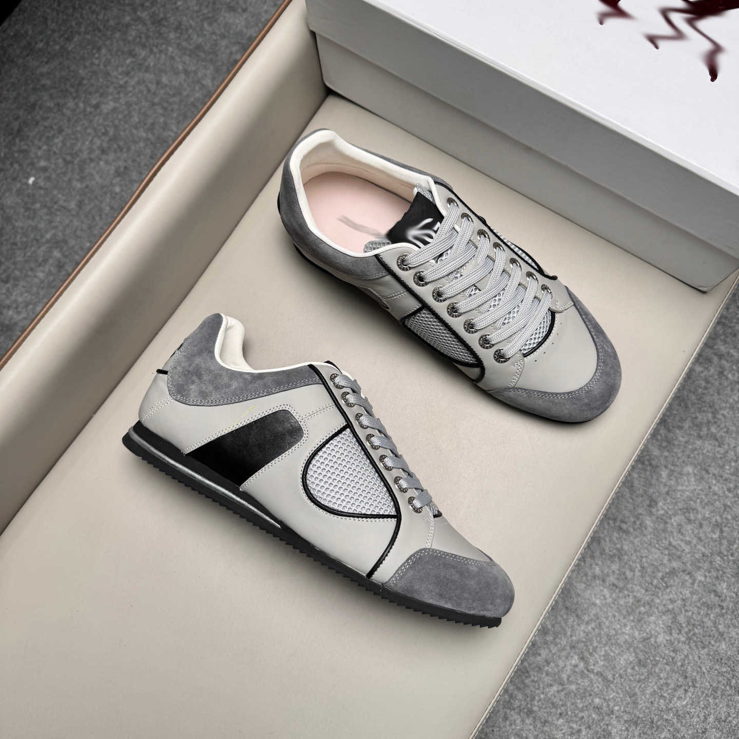 Designer Sneakers Uomo Scarpe sportive casual Uomo Scarpe da ginnastica in pelle moda di lusso Scarpe classiche da uomo Scarpe da corsa Scarpe da pa