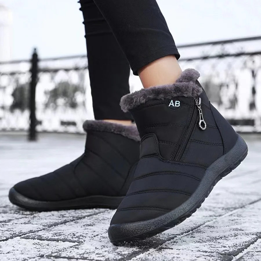Chaussures pour femmes bottes en coton mi-mollet chaudes de couleur unie chaussures d'hiver pour femmes bottes en coton liquidation de chaussures