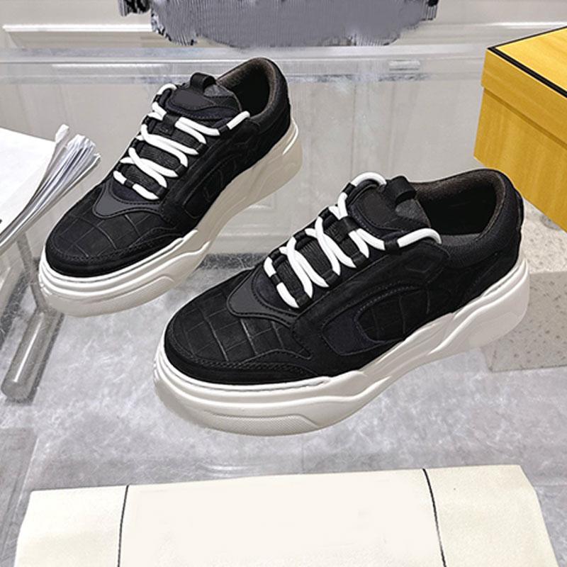 Fashion designer mens sneakers thick soled casual men flat shoes Black man board shoes Square grid design leather fabric Rubber soft soled shoes Bri