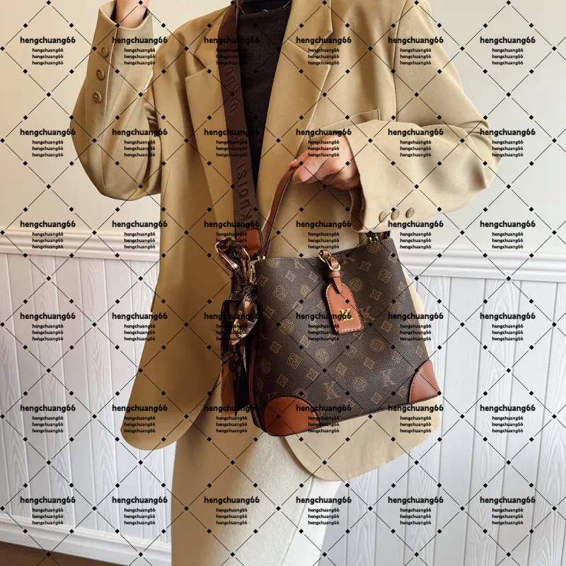 Brand luxury design Vintage bucket bag 2023women's fashion retro style one shoulder crossbody bags printed color handbag A11