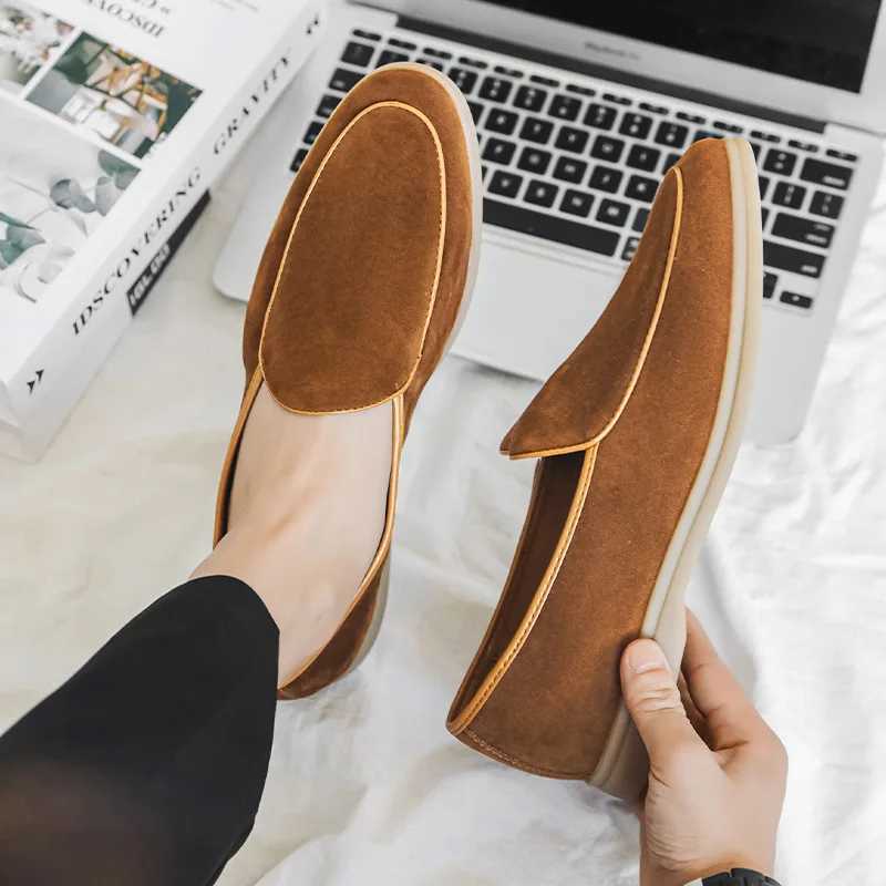 Fashion Mens Classic British Style Loafers Moccasins Men Casual Shoes Suede Leather Mens Light Comfortable Driving Flats W251205
