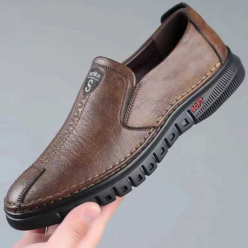 2025 PU Leather Mens Loafers Luxury Men Casual Shoes New Fashion Driving Shoes Breathable Slip on Men Moccasins Plus Size 3944 W251205