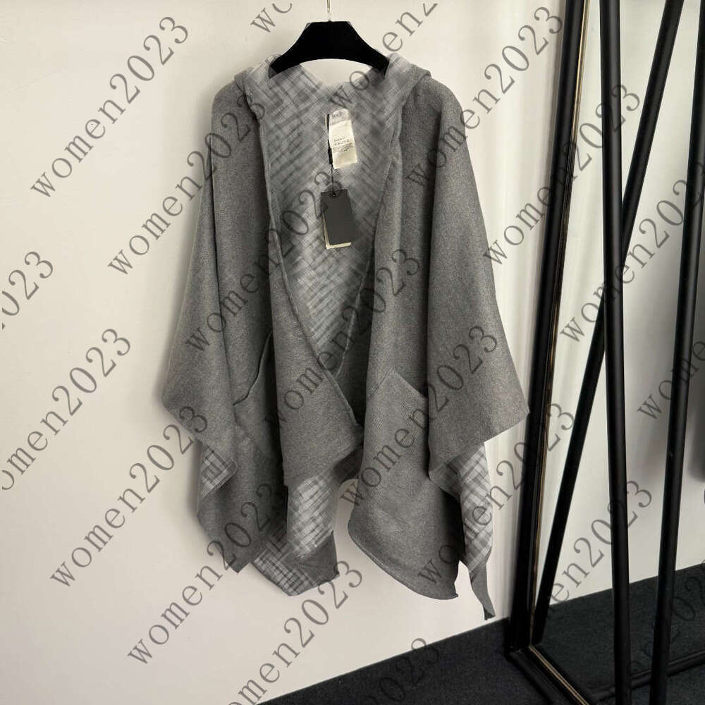 new Autumn Women's Cardigan Jacket Designer Style Women's Shawl Thickened Warm Suitable for Daily Wear Comfortable Casual Brand Letter Pri
