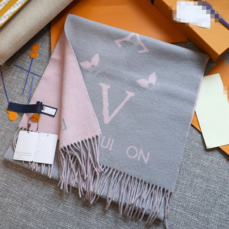 V 2023New Letter Old Flower Autumn and Rabbit Scarf Womens Winter Warm Double Sided Two Color S260917R3TT