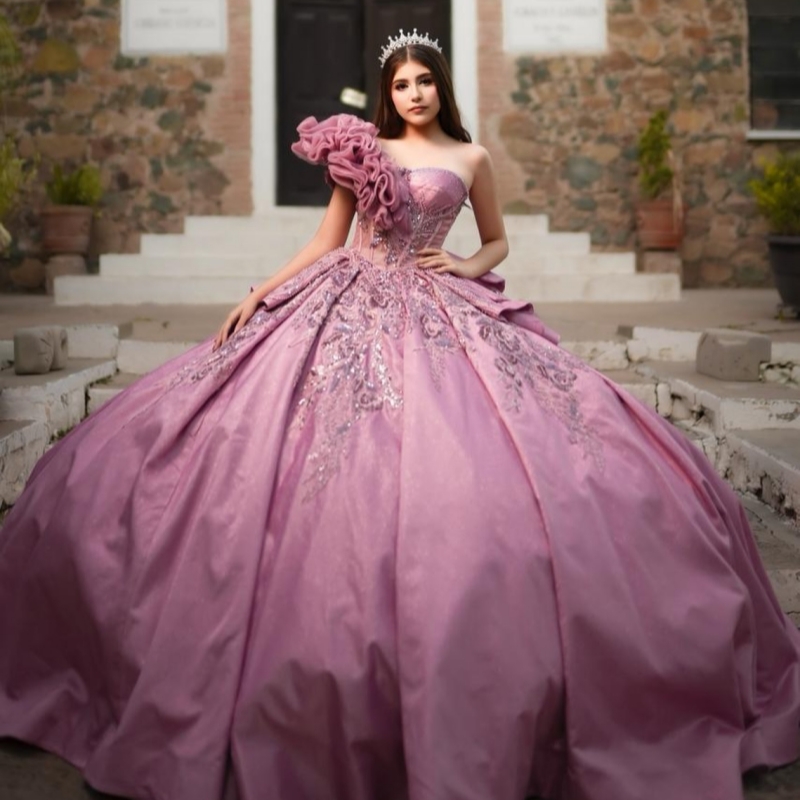 Pink Quinceanera Dresses Off The Shoulder Sequin Applique Lace Beading Bow Tull Corset Party Birthday Sweet 16 Dress Vestidos 15 De Anos