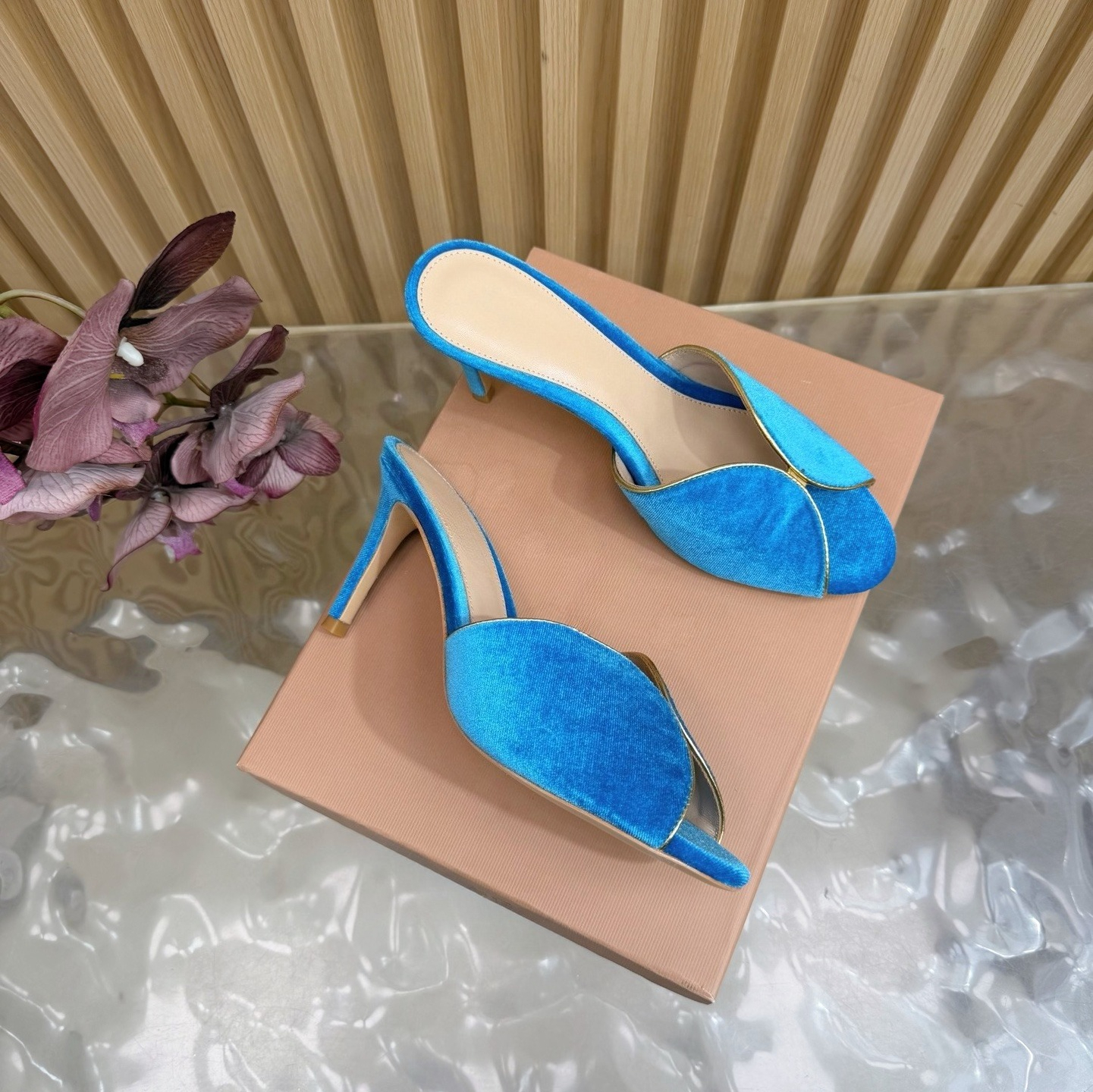 Elle Velvet Round Toe Mules Designer de luxe femmes dentelle chaussures à talons aiguilles chaussures mule à bout pointu strass sandales à talons