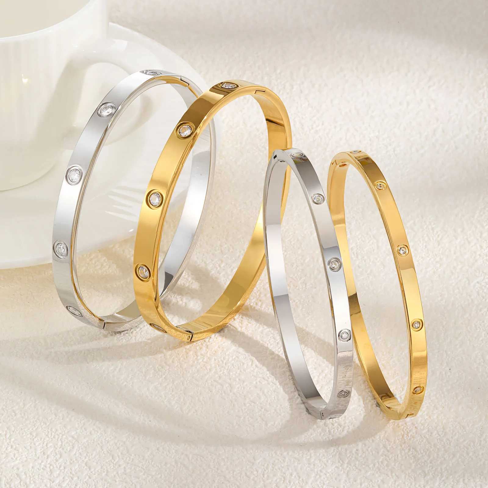 Bracelet rond de luxe en Zircon cubique pour femmes et filles, bracelets ouvrants en acier inoxydable, bijoux de charme à la mode, cadeaux T25120