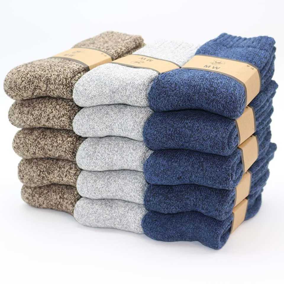 Winter Mens Merino Wool Socks Super Thick Warm High Quality Harajuku Retro Snow Casual Antifreeze Socks 5 PairT251206