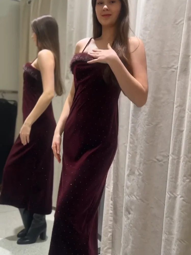 Abito elegante con paillettes in pelliccia Abito da donna patchwork senza maniche Backless Lady Abiti da festa Primavera Chic Abito da sera da club