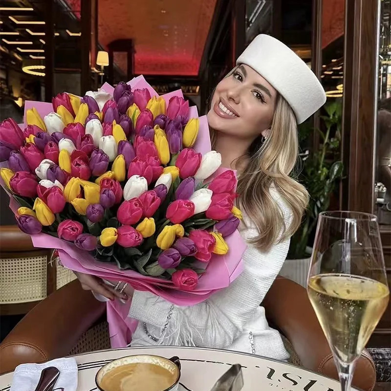 Wool French Chic Bucket Hat Versatile Hepburn Style European Elegant Hat Fashion High-end French Ladies Dress Hat251201