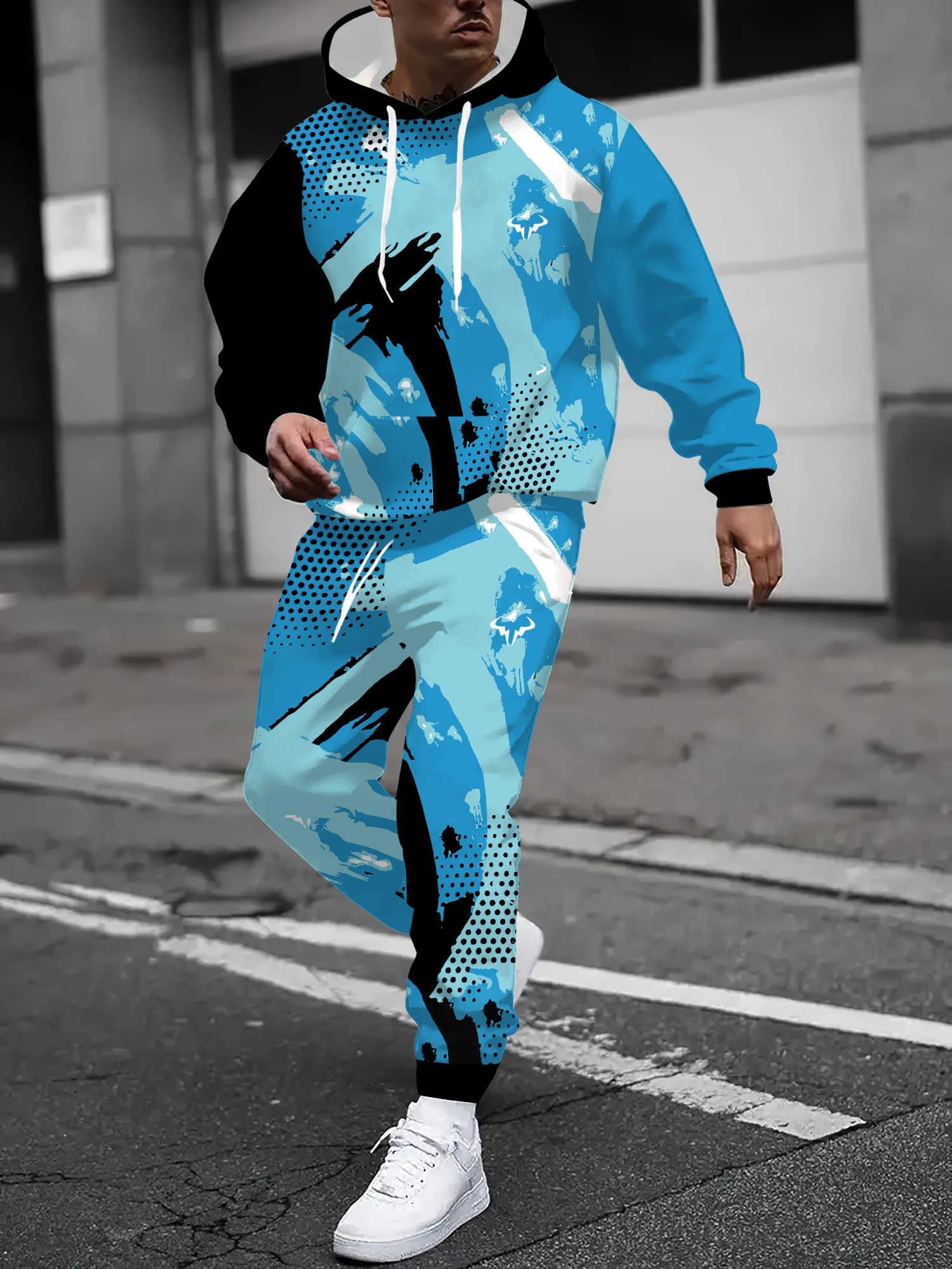 L'ensemble sweat-shirt pour hommes pour le printemps et l'automne est confortable, doux et décontracté et comporte du patinage à roulettes imprim