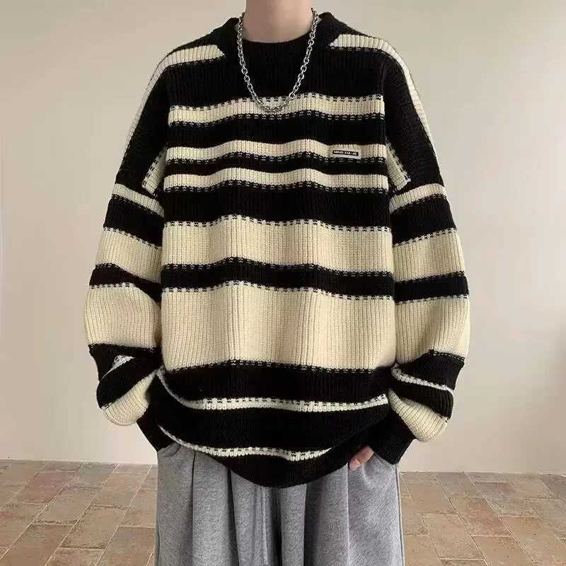 2025 New Mens Letter Appliques Color Block Sweater Y2K Vintage Striped Crewneck Knitted Sweaters Casual Pullovers Hombre M251206