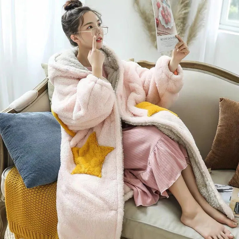 Hiver Femme Corail Polaire Robe À Capuchon Chemise De Nuit Épaissie Chaud Flanelle Vêtements De Nuit Peignoir Chemise De Nuit Lâche Casual Home W