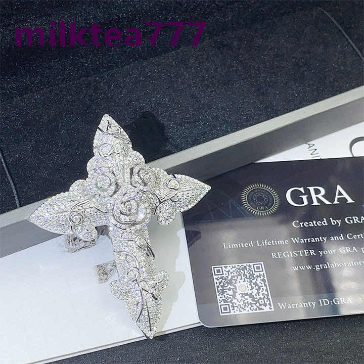 Pendentif croix en Moissanite personnalisé en argent Sterling 925, breloque croisée Hip Hop glacée avec certificat de diamant, cadeau