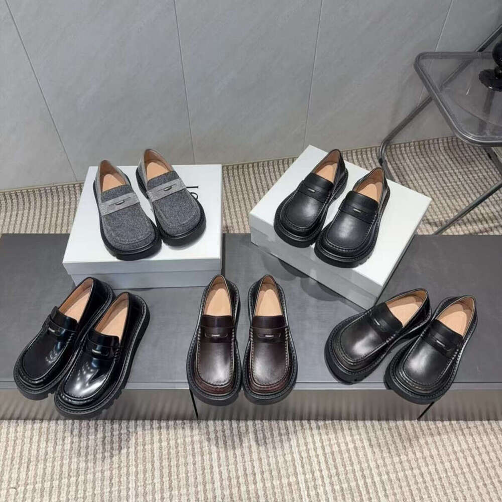 Luxe Sierra Mocassins Brossé En Cuir De Veau Designer Chaussure Femme Encombrant Toe Forme Slip-on Plate-Forme Chaussures De Formation Dames Coll