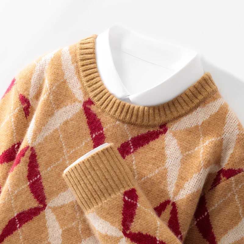 100 Merino Wool O-Neck Color-Blocked Knit Sweater Long Sleeves Pullover Cashmere Men Soft Comfortable Warm Leisure Clothing Top M251206