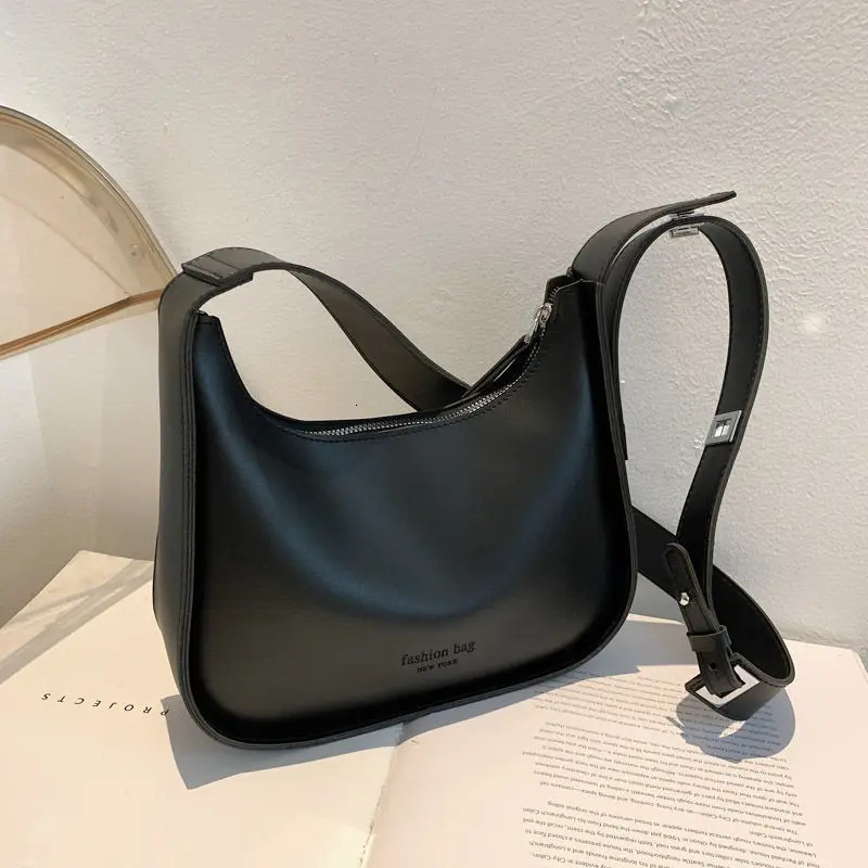 Sac à bandoulière rétro hiver pour femmes en cuir souple demi-lune sac à bandoulière tendance s sac à aisselle décontracté Clutcj sac à main 2512