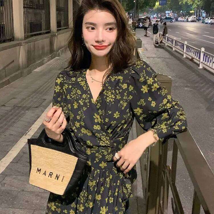 Robe française à fleurs pour femmes, couche intérieure, manches à bascule, nouveau tempérament, jupe Super longue de luxe, printemps et automne