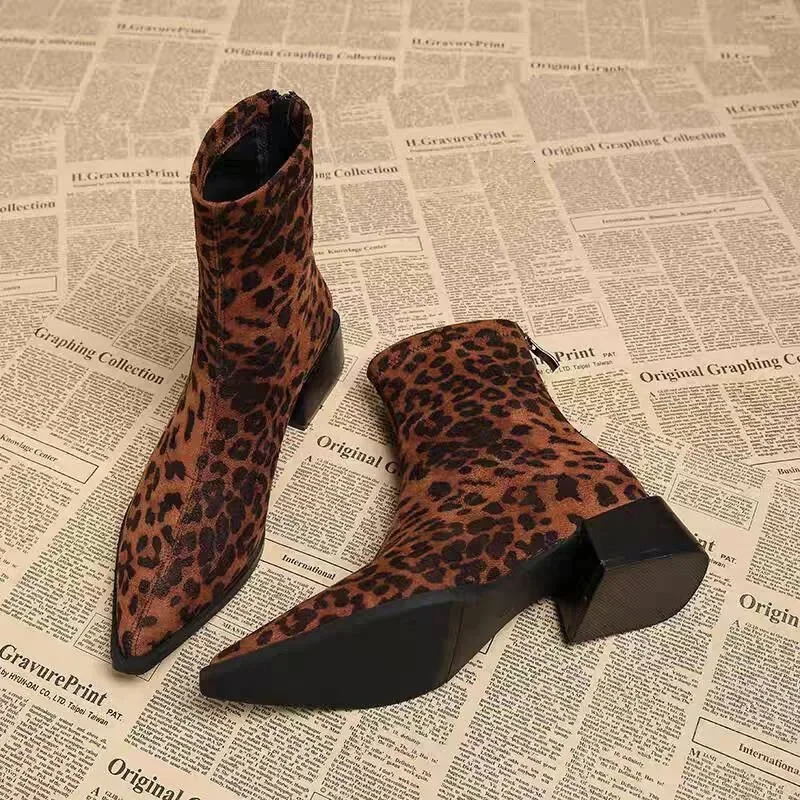 Autumn Winter 2026 Vintage Suede Women Ankle Boots Ladies Concise Pointed Toe Thick Heel Short Botas Zapatos De Mujer 251204