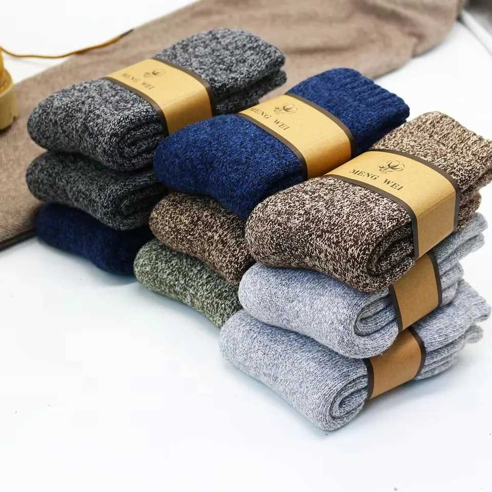 Winter Mens Merino Wool Socks Super Thick Warm High Quality Harajuku Retro Snow Casual Antifreeze Cashmere Socks Men 3 PairT251206