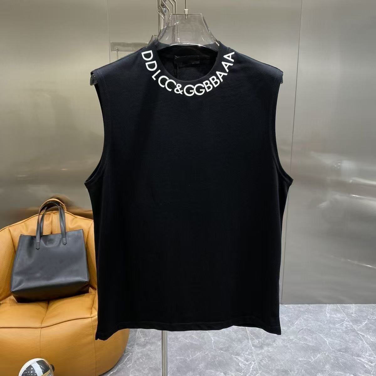 High quality men's shirts T-shirts men's designer shirts women's T-shirts summer couple letter print T-shirts fashionable casual whit