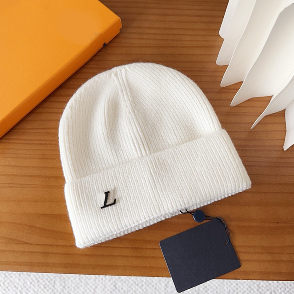 Beanie/Skull Caps Designer Beanie Hat Knitted Winter Bonnet Woolen Women Men Warm Beanies Hats Female Bonnets Cap