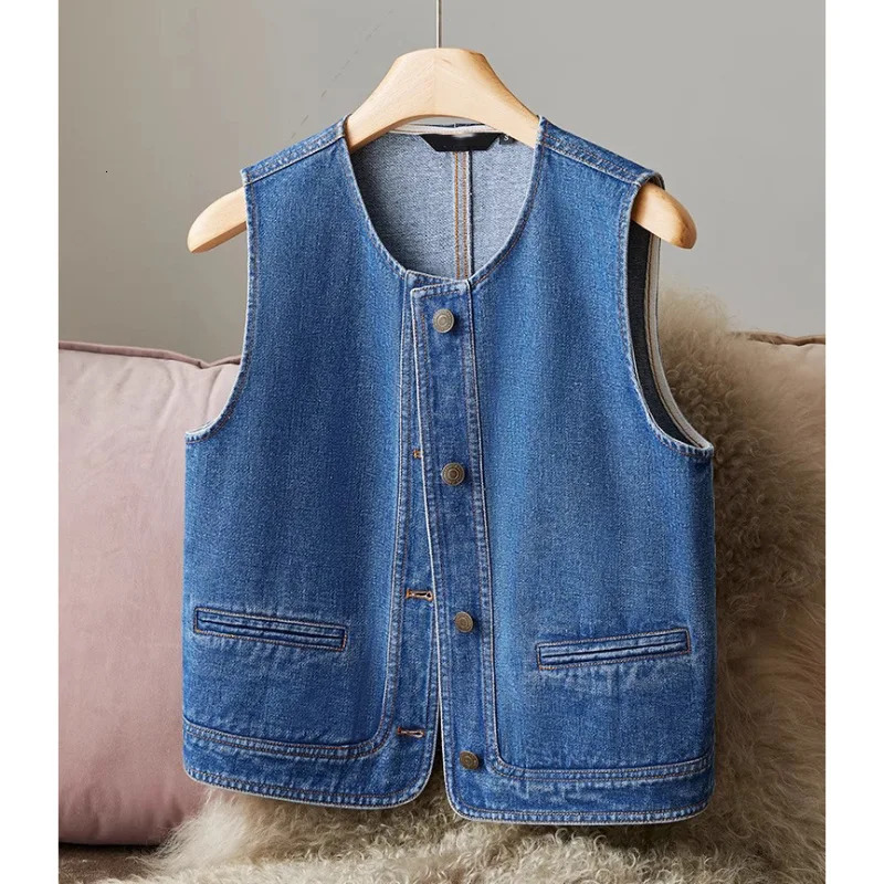 Retro round Neck Short Denim Vest Womens Sleeveless Top Summer 2025 Style Versatile Mini Size Polo Collar Trendy Lady 251129